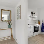 2 Bedroom Stunning In * Сванеке