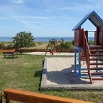 Дом отдыха 2 Bedroom Stunning In