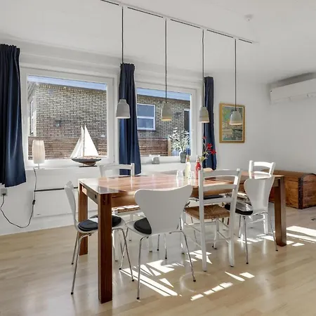2 Bedroom Stunning In Ferienhaus