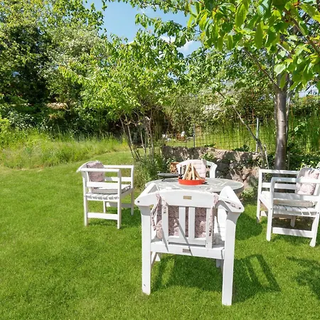 2 Bedroom Stunning In Ferienhaus Svaneke