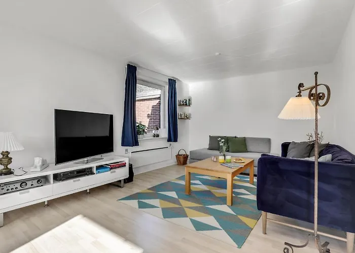 2 Bedroom Stunning In بيت للعطل